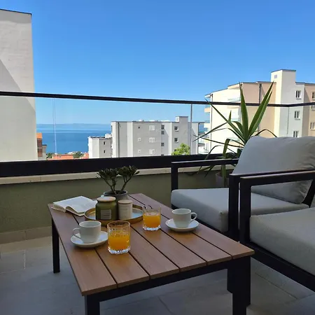 Luxury & Spacious Sea View From Bed Апартаменти