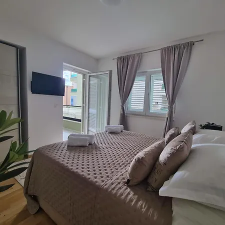 Apartment Luxury & Spacious Sea View From Bed Makarska